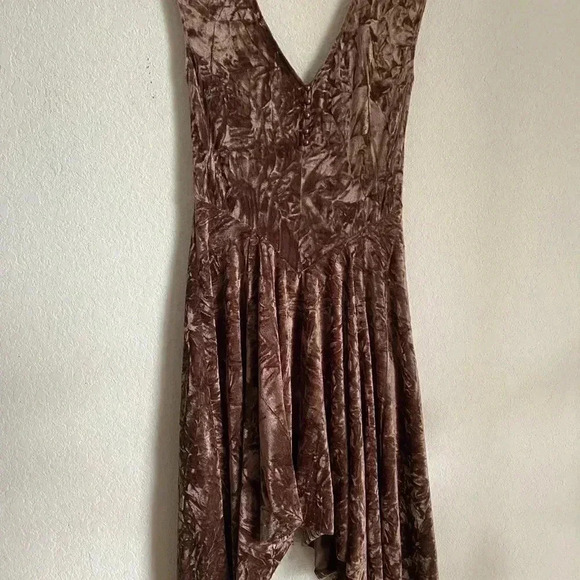 Silence + Noise Corina Velvet Brown Asymmetrical Short Sleeve Whimsygoth Dress S - Picture 3 of 11